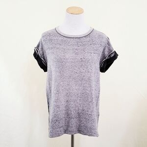 Alice + Olivia base distressed gray tee short sleeve medium